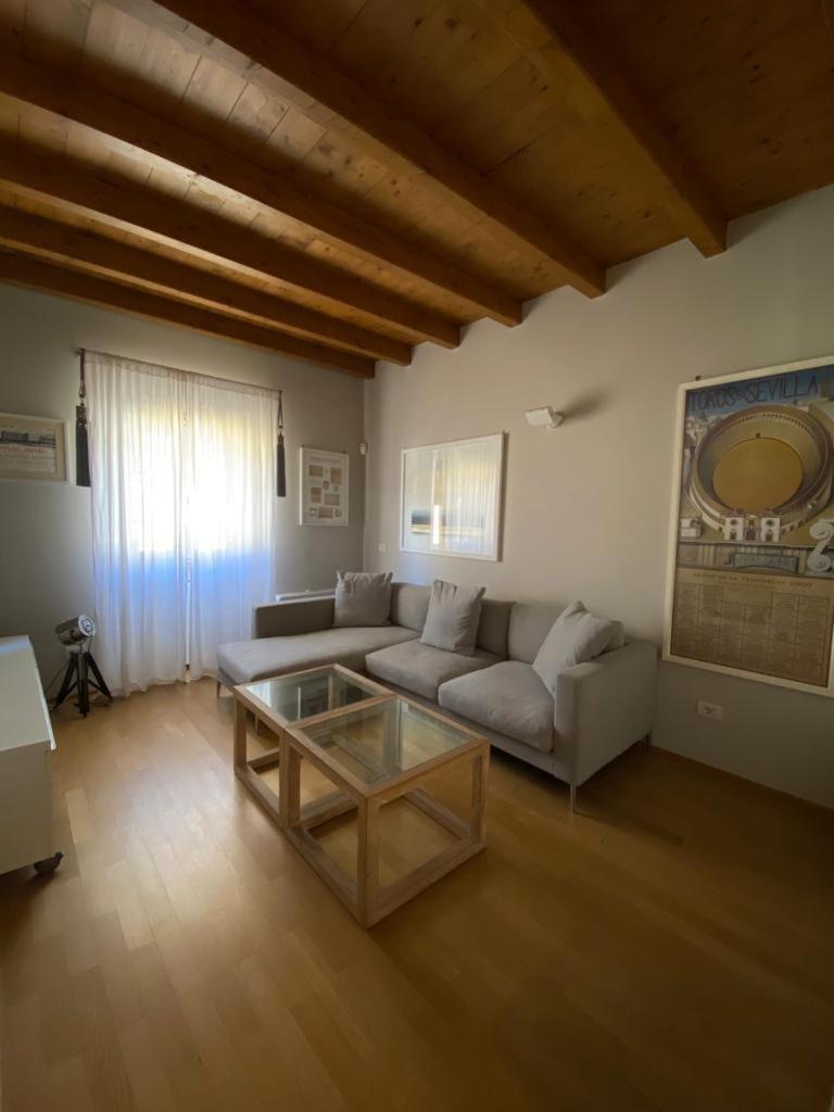 Marghera 37 Modern Apartment Milan